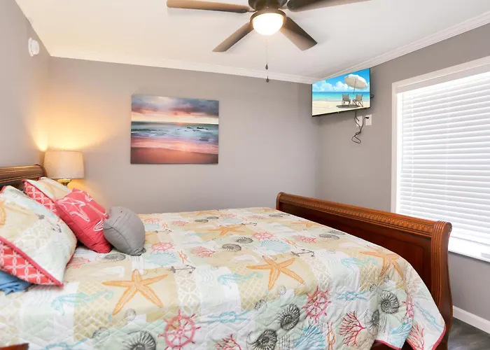 Salty Breeze By Pristine Property Vacation Rentals