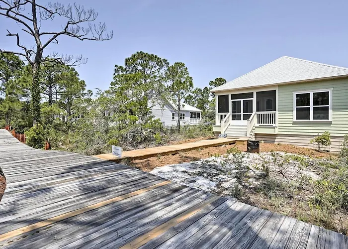 Port St Joe Beach House W/ Pool Access!